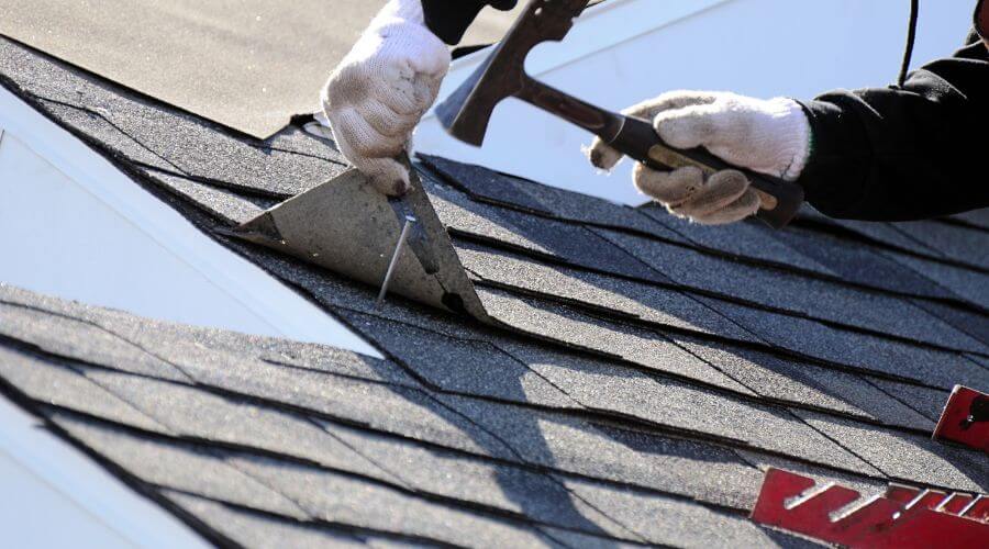 Professional residential roofers in Ingalls, KS